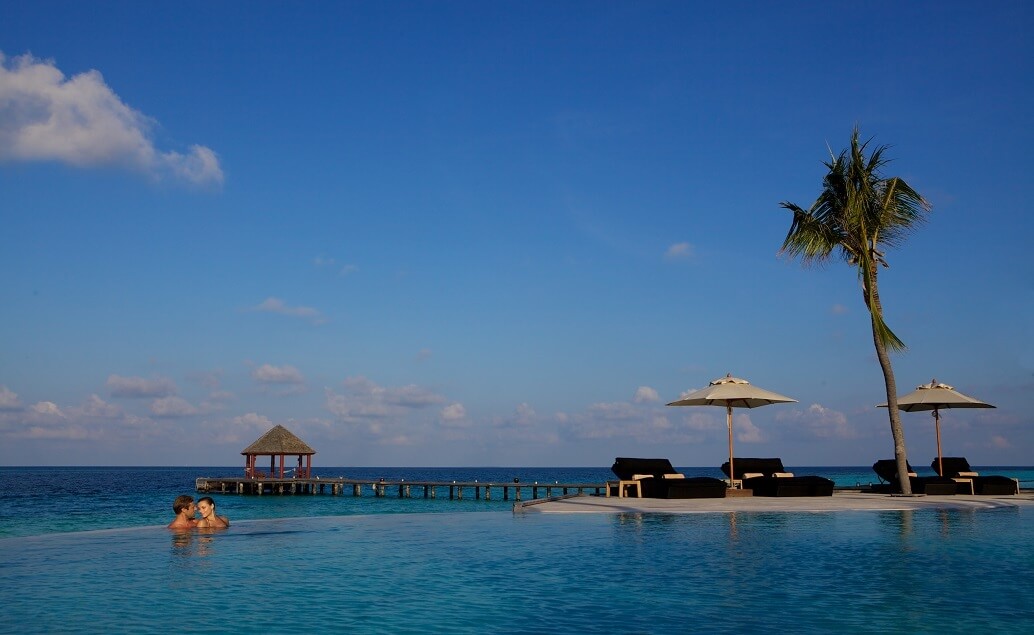 Komandoo Maldives Island Resort 5*