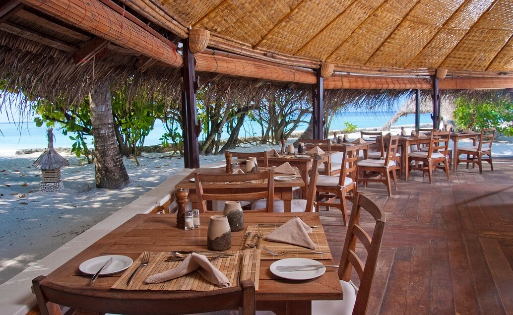 Makunudu Island Resort 4*