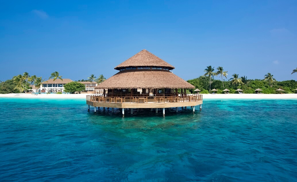 Reethi Faru Resort 4*