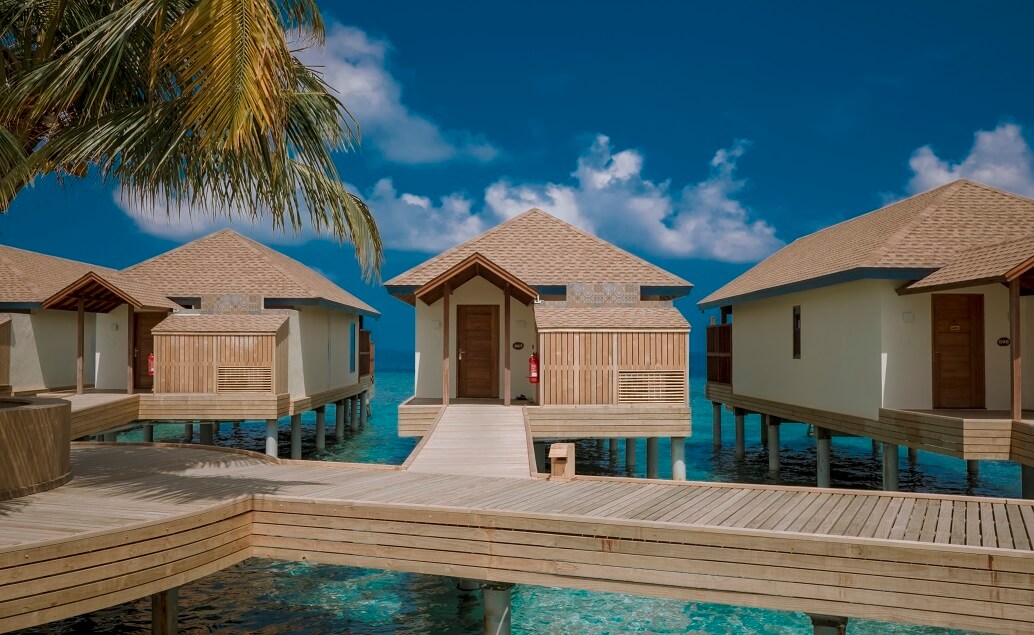 Reethi Faru Resort 4*